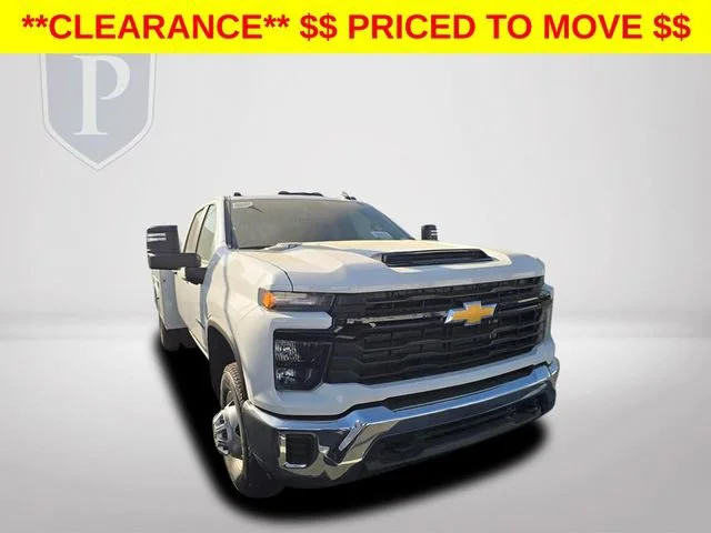 New 2026 Summit White Chevrolet Work Truck image 14