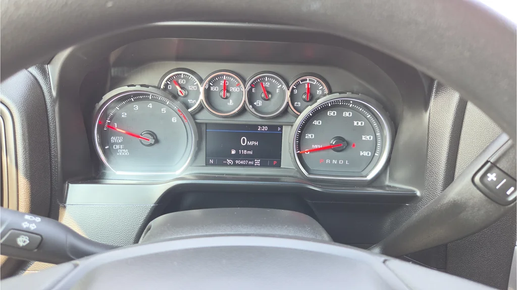 Used 2021 Gray Chevrolet Custom image 25