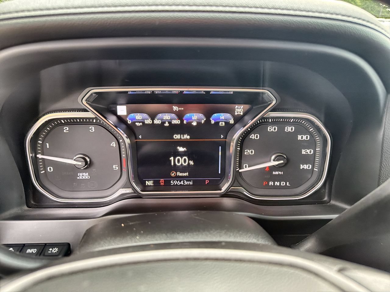 Used 2022 Summit White GMC AT4 image 12