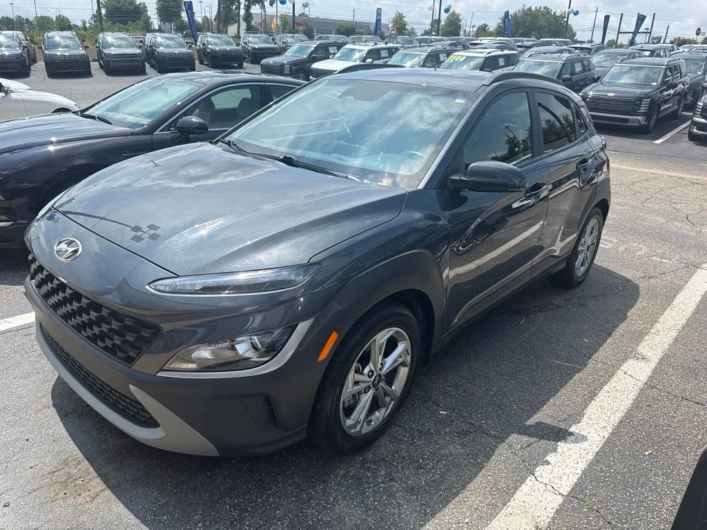Used 2022 Gray Hyundai SEL image 1