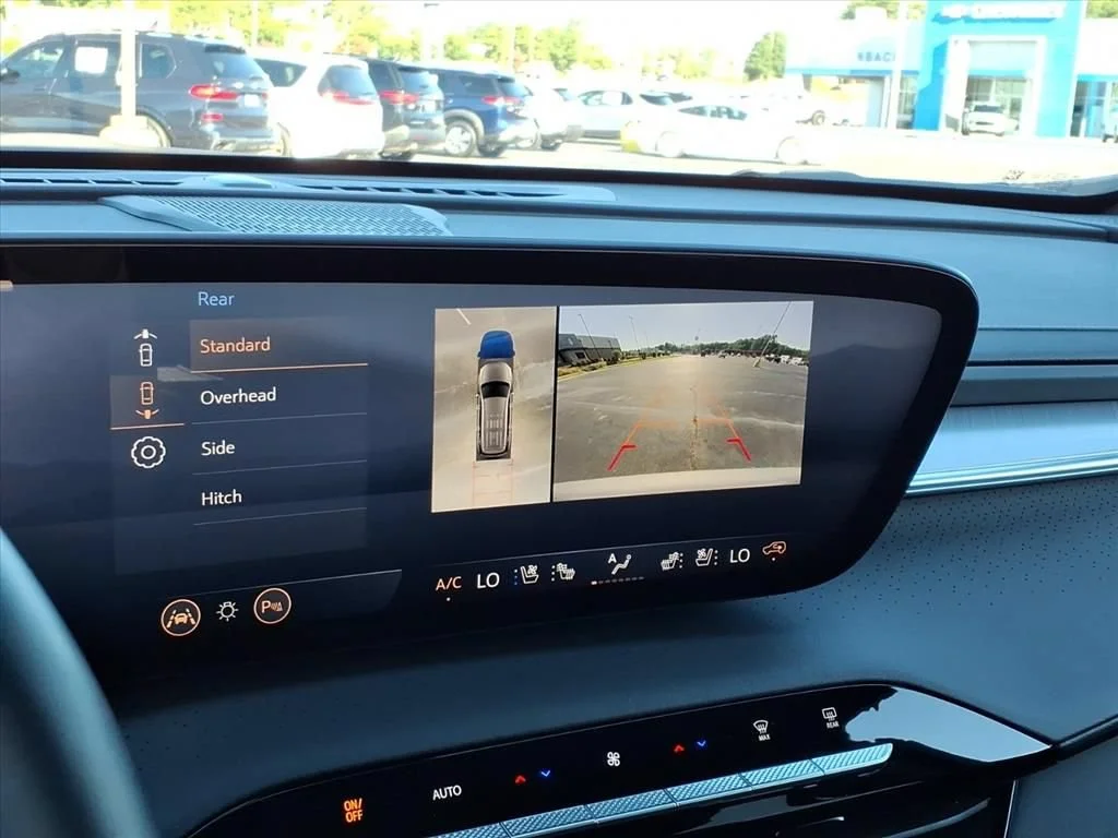 Used 2025 Moonstone Gray Metallic Buick Avenir image 8