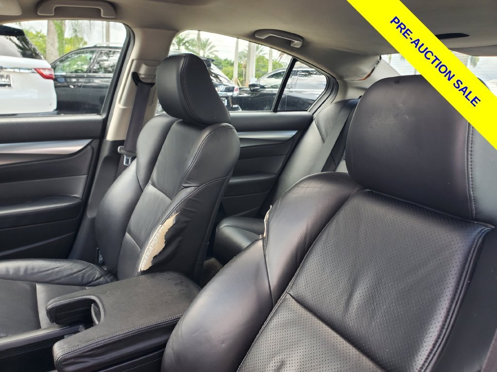 Used 2010 White Acura 3.5 image 15