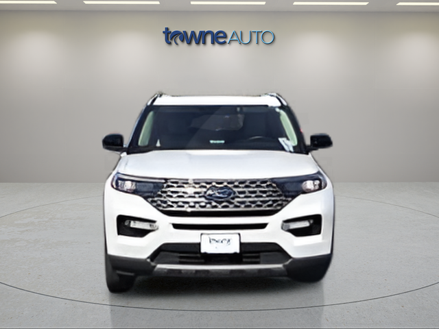 Used 2023 White Ford Limited image 9