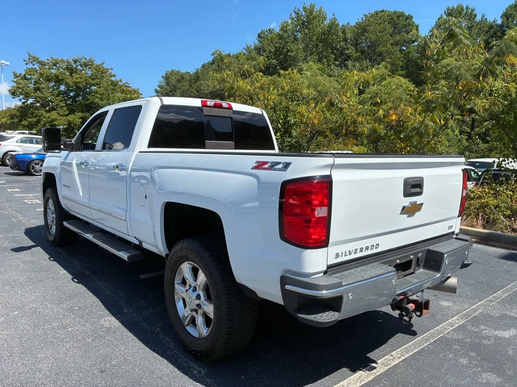 Used 2017 SUMMIT WHITE Chevrolet LTZ image 4