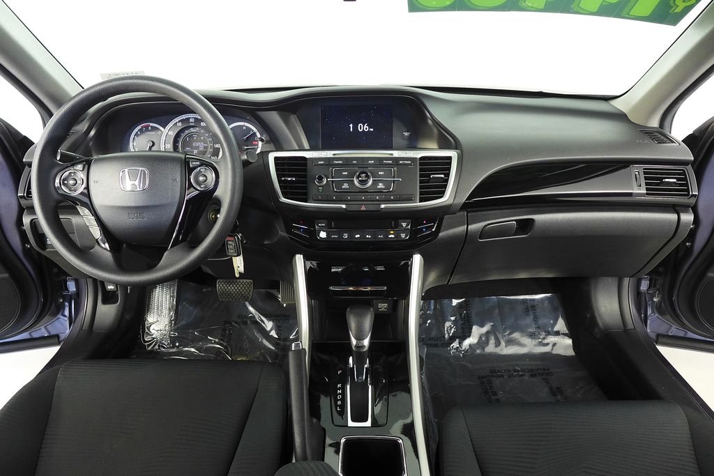2016 Honda Accord LX - Photo 23