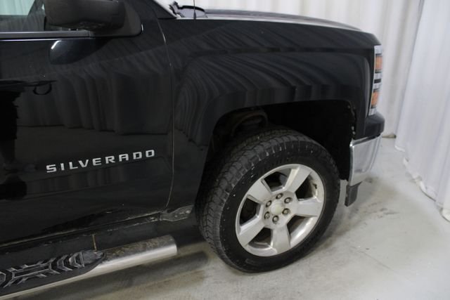 Used 2014 Black Chevrolet LT image 31