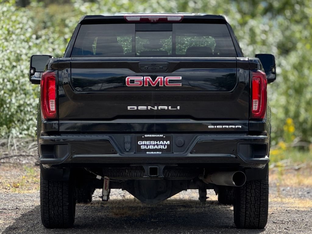 Used 2022 Ebony Twilight Metallic GMC Denali image 5