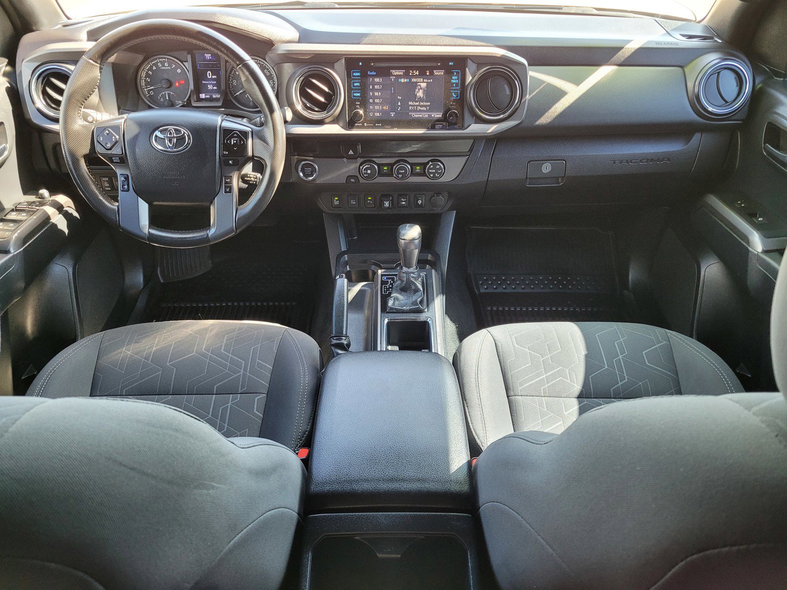 Used 2019  Toyota  image 14