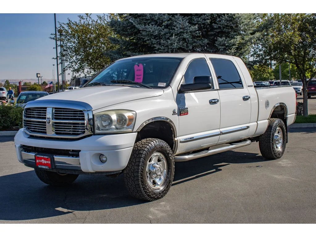 Used 2007 Bright White Clearcoat Dodge Laramie image 4