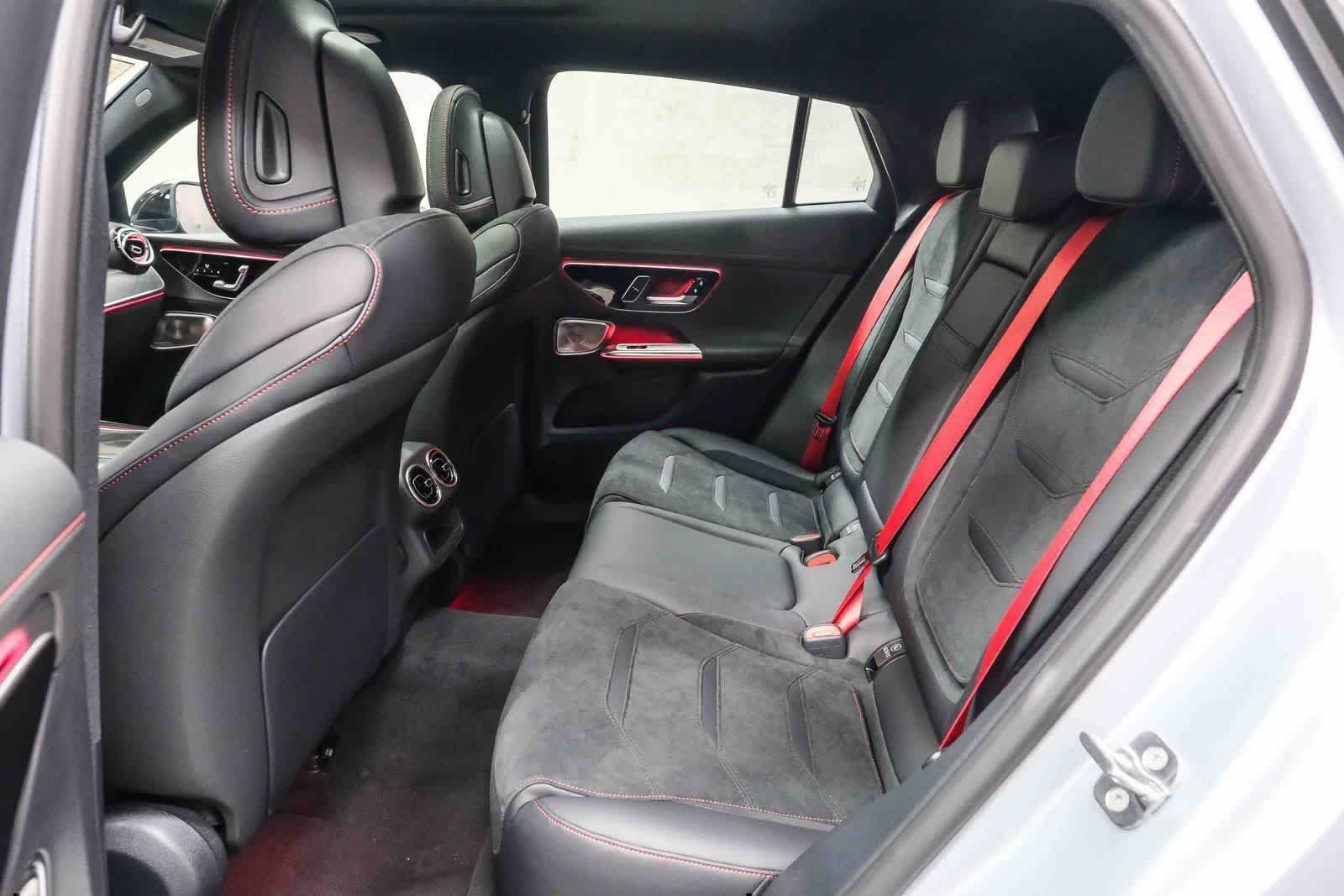 New 2026 MANUFAKTUR Cirrus Silver Magno Mercedes-Benz AMG® GLC 43 4MATIC Coupe image 63
