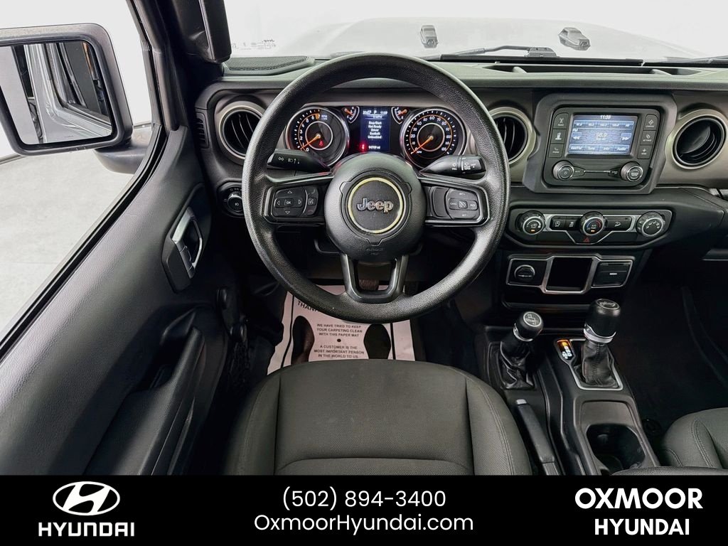 Used 2018 Granite Crystal Metallic Clearcoat Jeep Sport image 20
