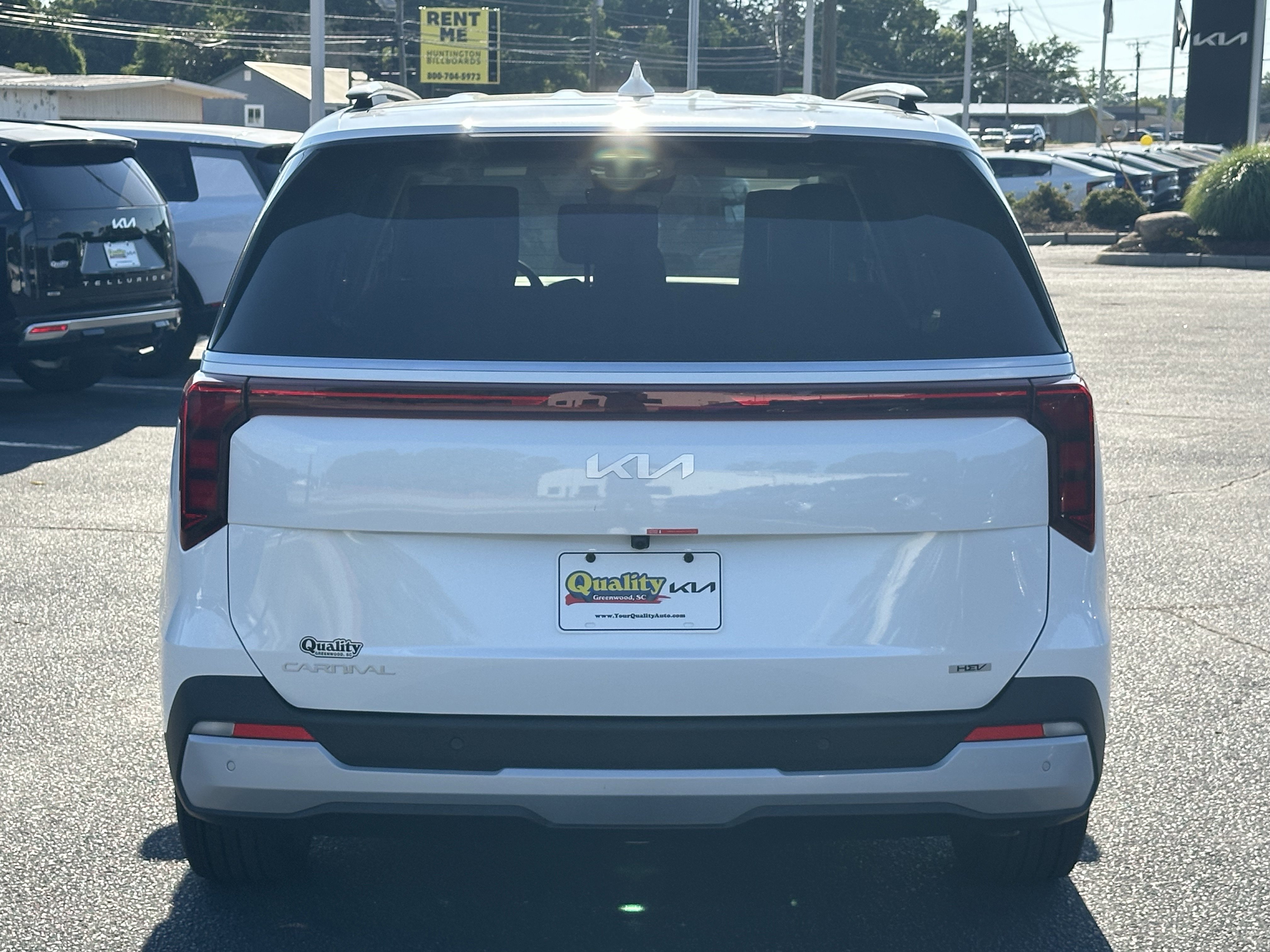 New 2026 Snow White Pearl Kia EX image 7