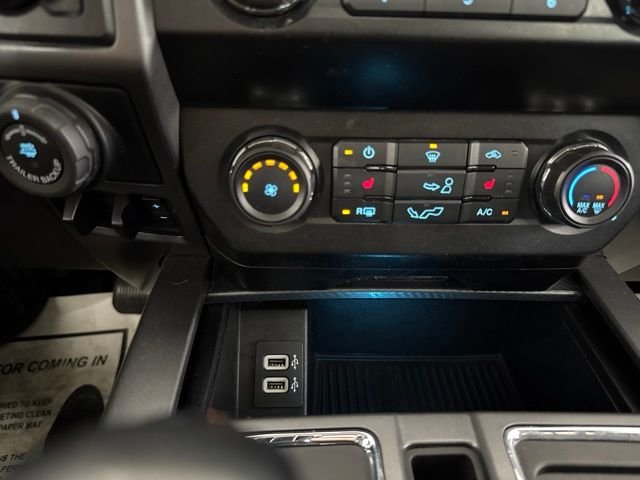 Used 2019 Magnetic Ford XLT image 16