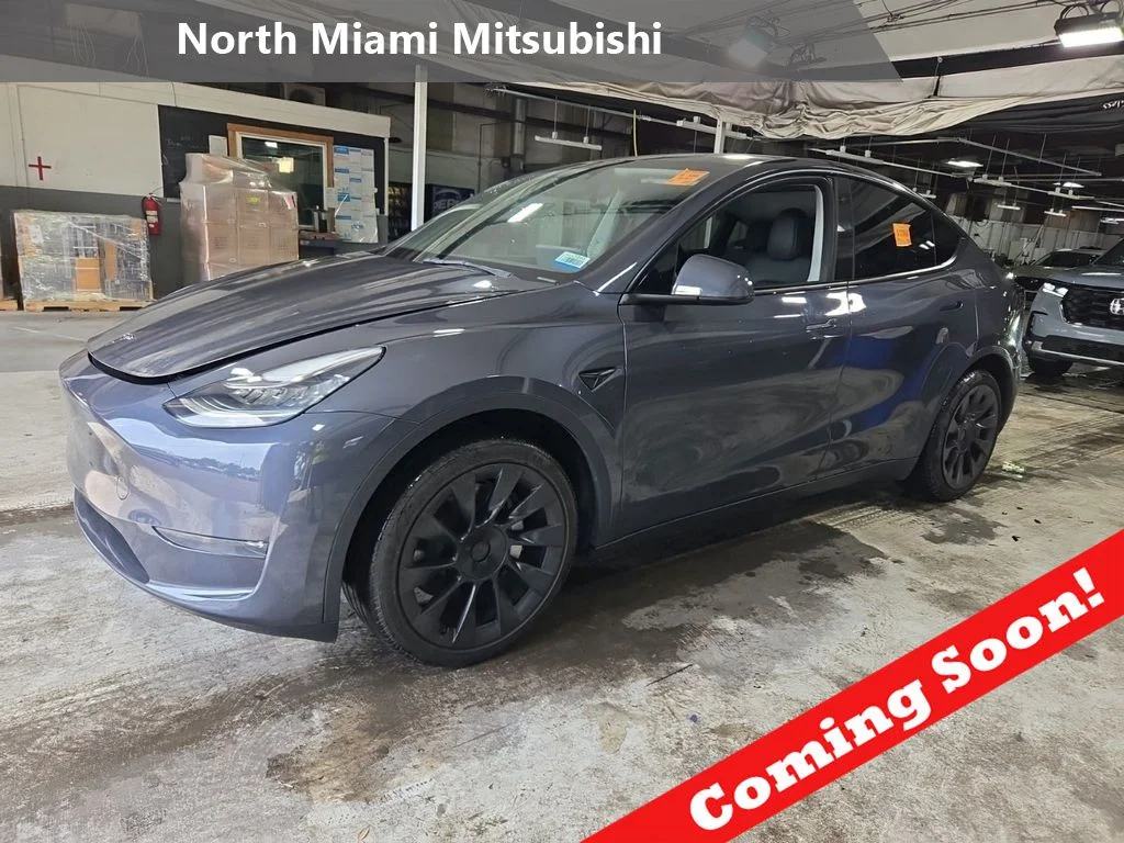 2023 Tesla Model Y Long Range Dual Motor All-Wheel Drive's photo