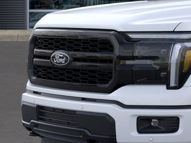 New 2026 Star White Metallic Tri-Coat Ford Lariat® image 17