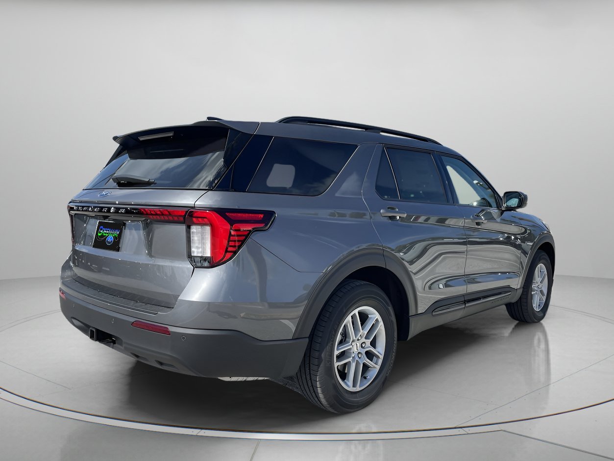New 2026 Carbonized Gray Metallic Ford Active image 3