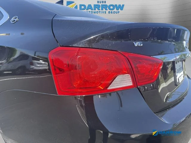 Used 2019 Black Chevrolet Premier image 25