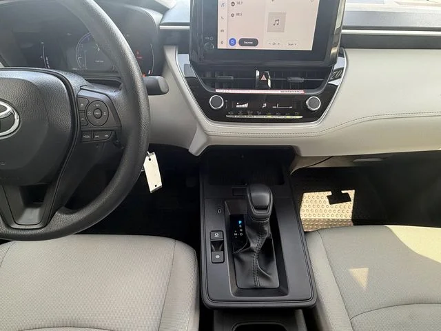 Used 2026  Toyota L image 3