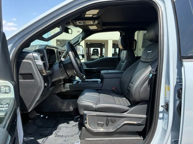 New 2026 Glacier Gray Metallic Tri-Coat Ford Platinum image 7