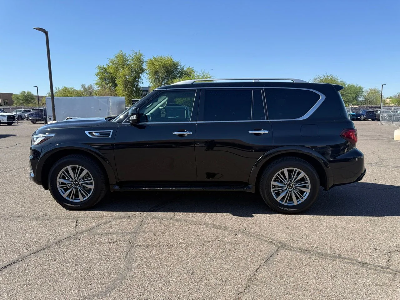 Used 2021 Mineral Black INFINITI Luxe image 8