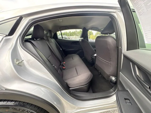 Used 2025  Toyota LE image 21