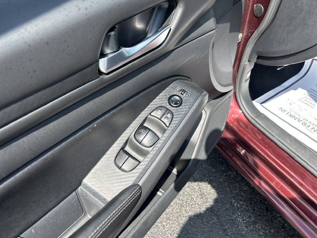 Used 2024 Red Nissan 2.5 SV image 11