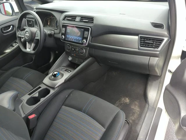 Used 2023 White Nissan S image 21