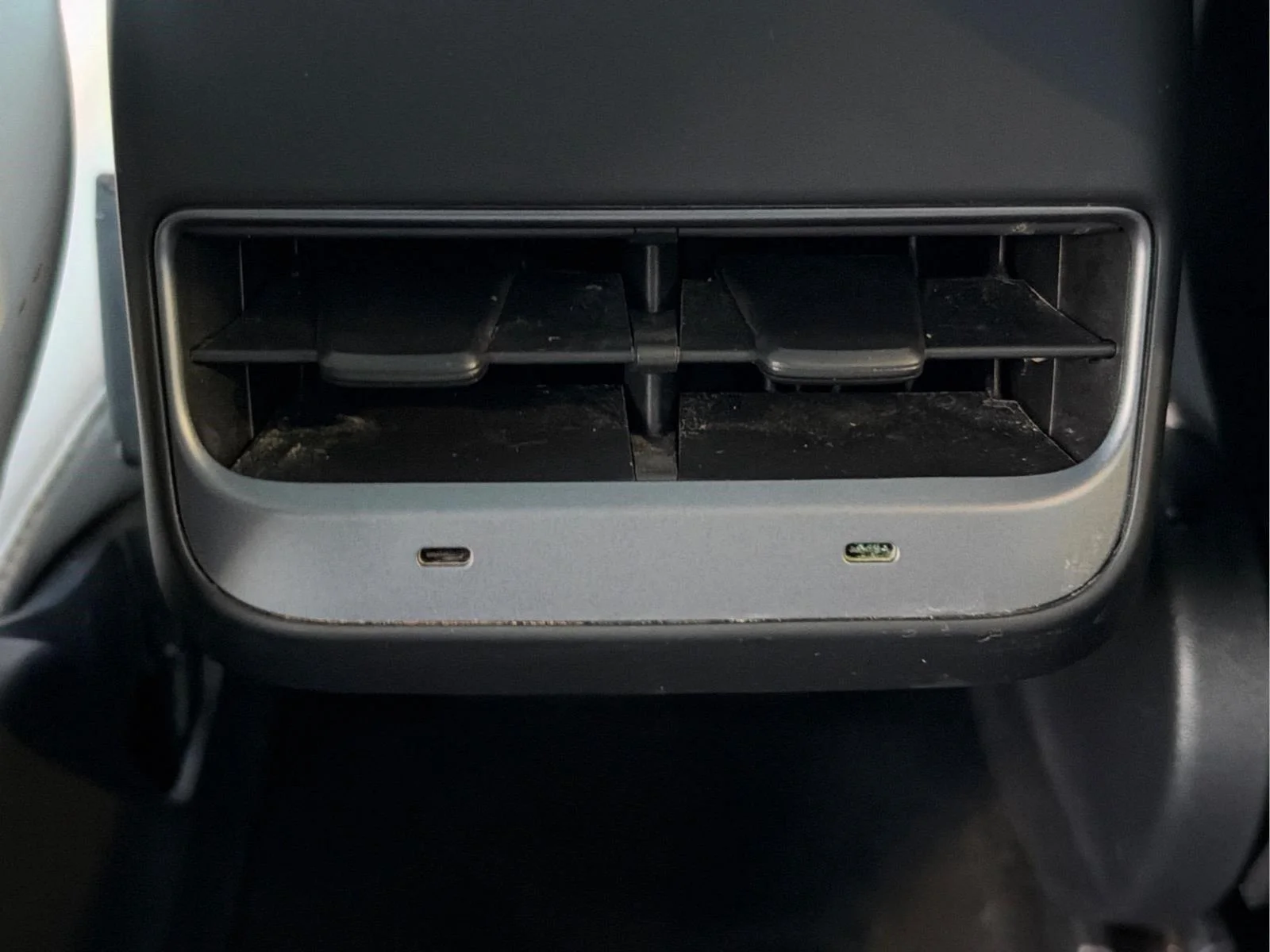 Used 2020  Tesla Long Range image 21
