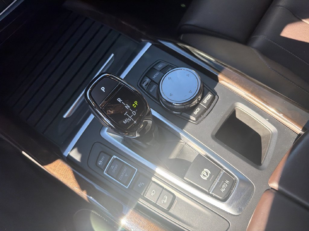 2016 BMW X5 xDrive50i - Photo 23