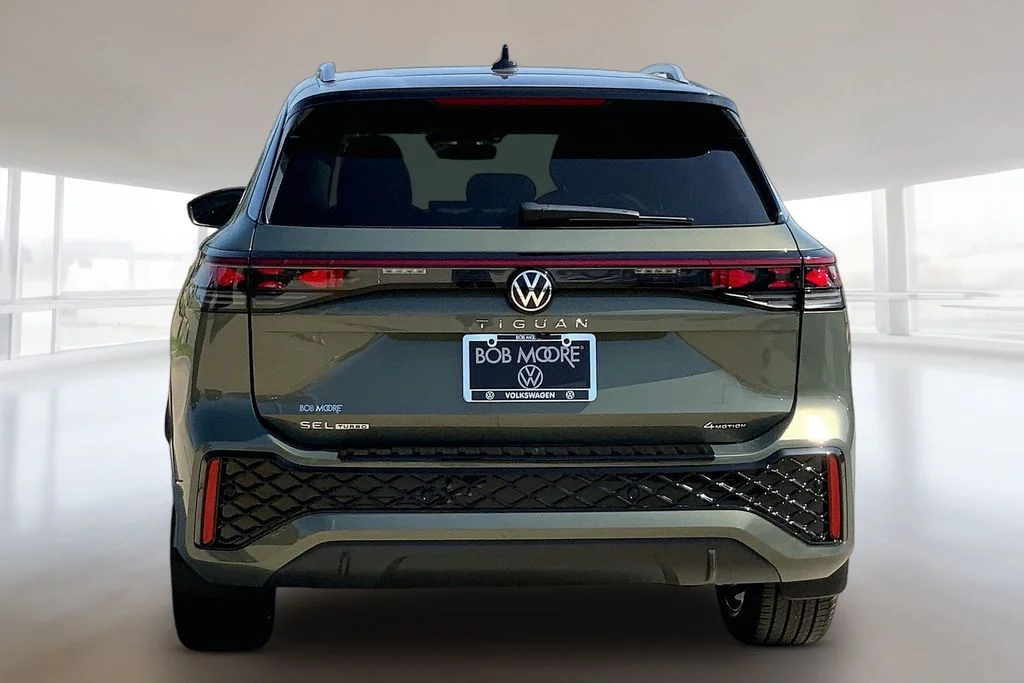 New 2026 Avocado Green w/Deep Black Roof Volkswagen SEL R-Line Turbo image 4