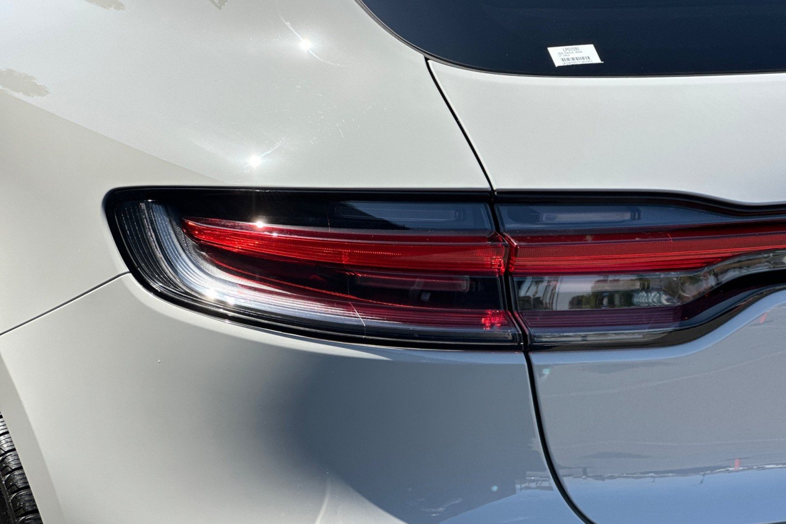 Used 2026 Chalk Porsche AWD image 28
