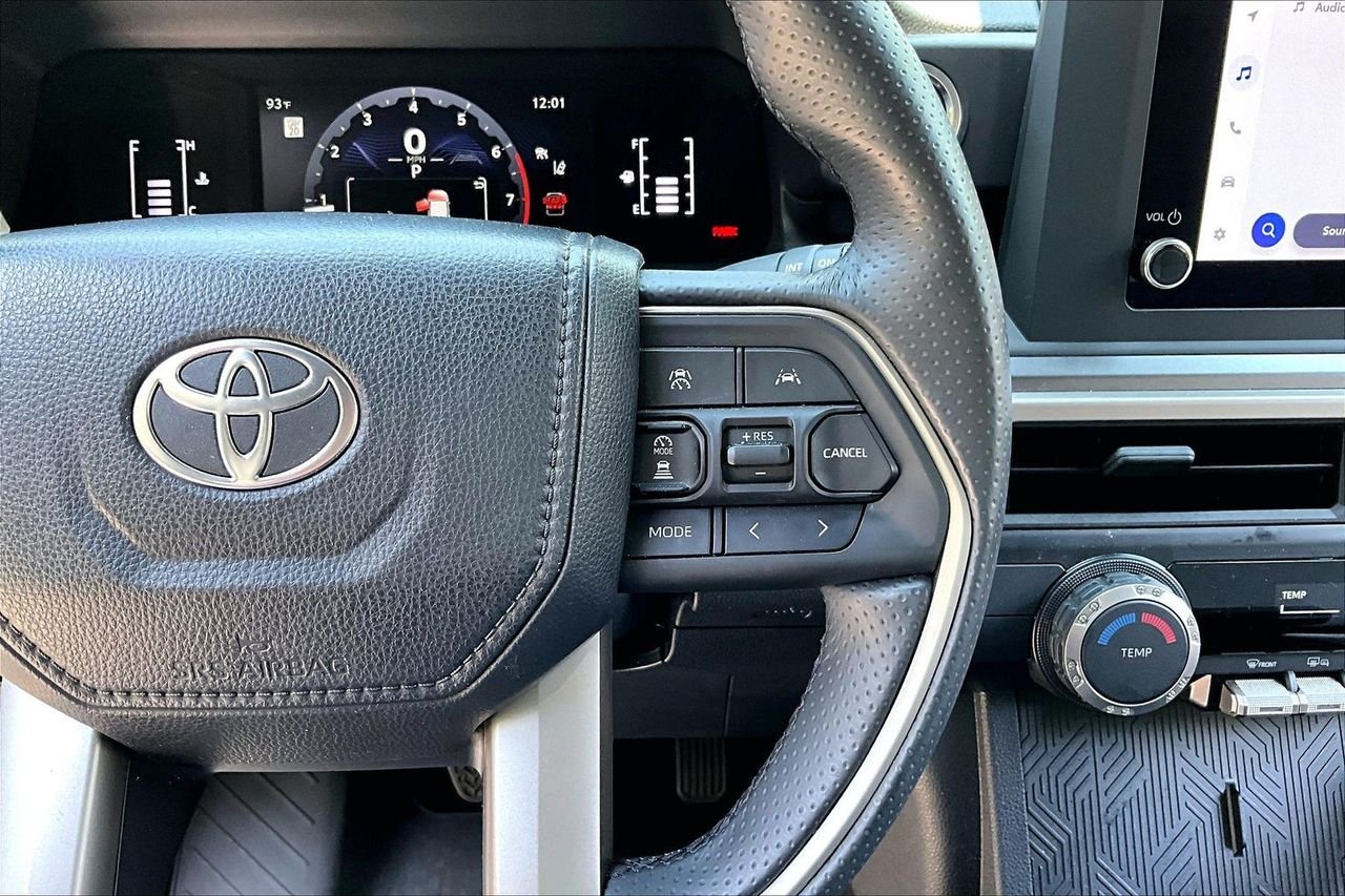 Used 2026  Toyota SR5 image 11