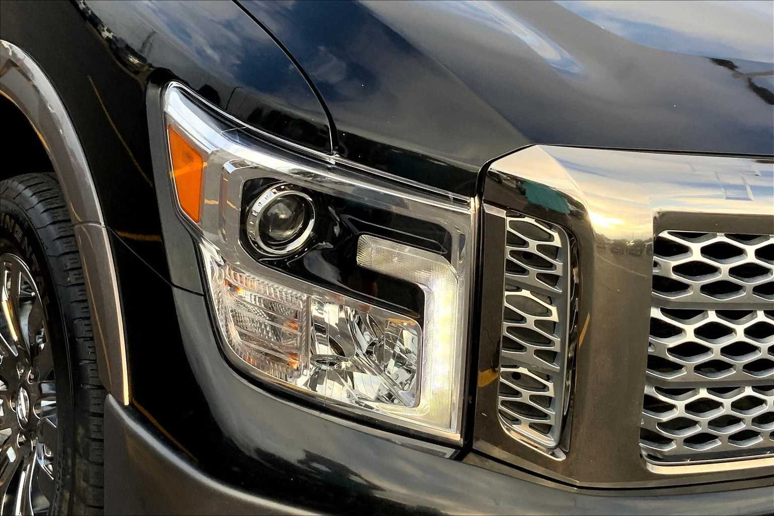 Used 2019 Magnetic Black Metallic Nissan Platinum Reserve image 27