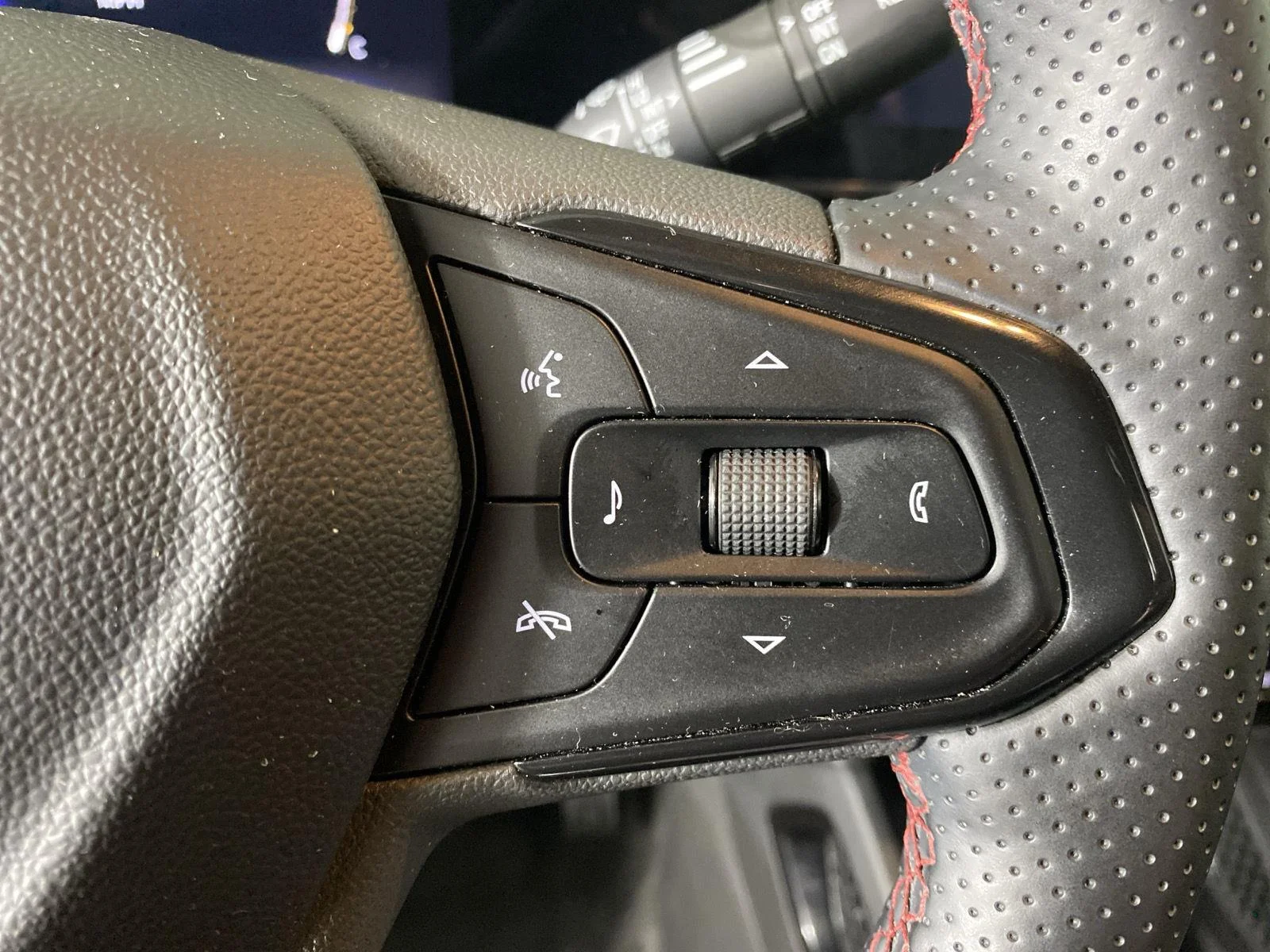 Used 2024 Cacti Green Chevrolet RS image 15