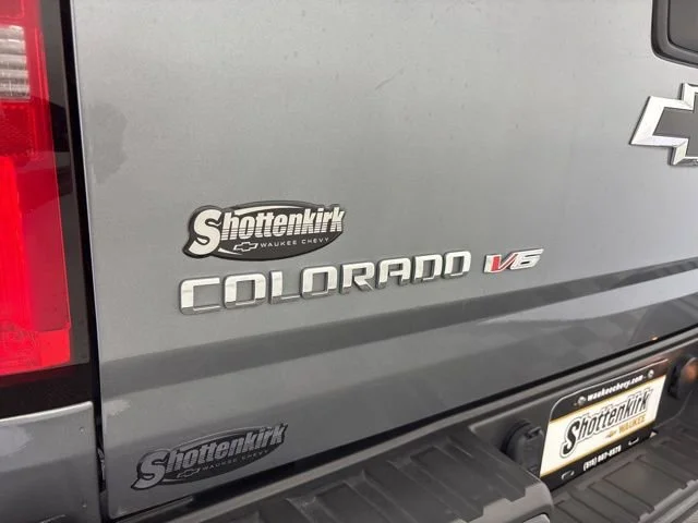 Used 2018 SATIN STEEL METALLIC Chevrolet 4WD ZR2 image 38