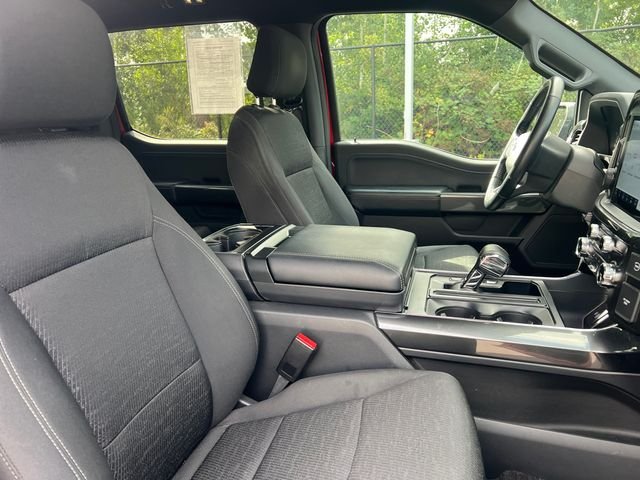 Used 2022 Rapid Red Metallic Tinted Clearcoat Ford XLT image 18