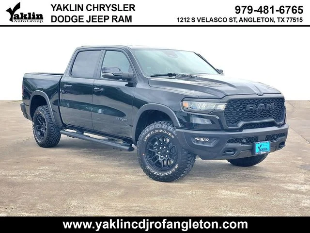New 2026 Diamond Black Crystal Pearl-Coat Exterior Paint RAM Rebel image 1