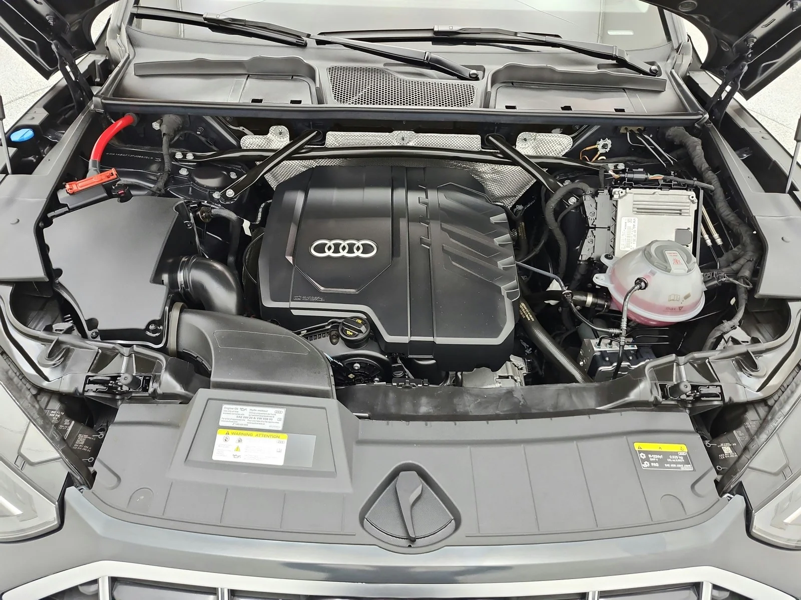 Used 2023 Manhattan Gray Metallic Audi Premium image 16