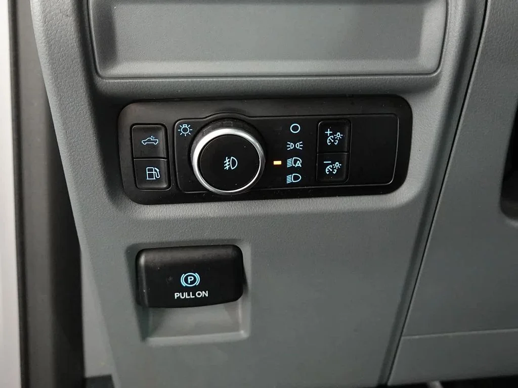 Used 2024 Oxford White Ford XLT image 16