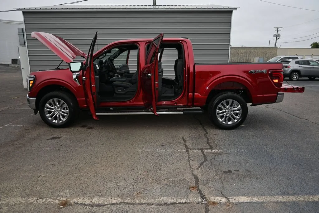 New 2026 Ruby Red Metallic Tinted Clearcoat Ford Lariat® image 12