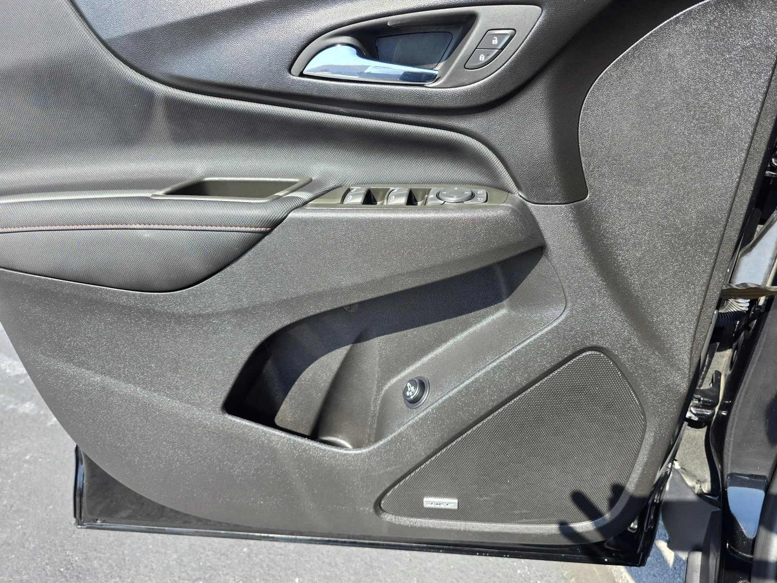 Used 2024 Mosaic Black Metallic Chevrolet RS image 19