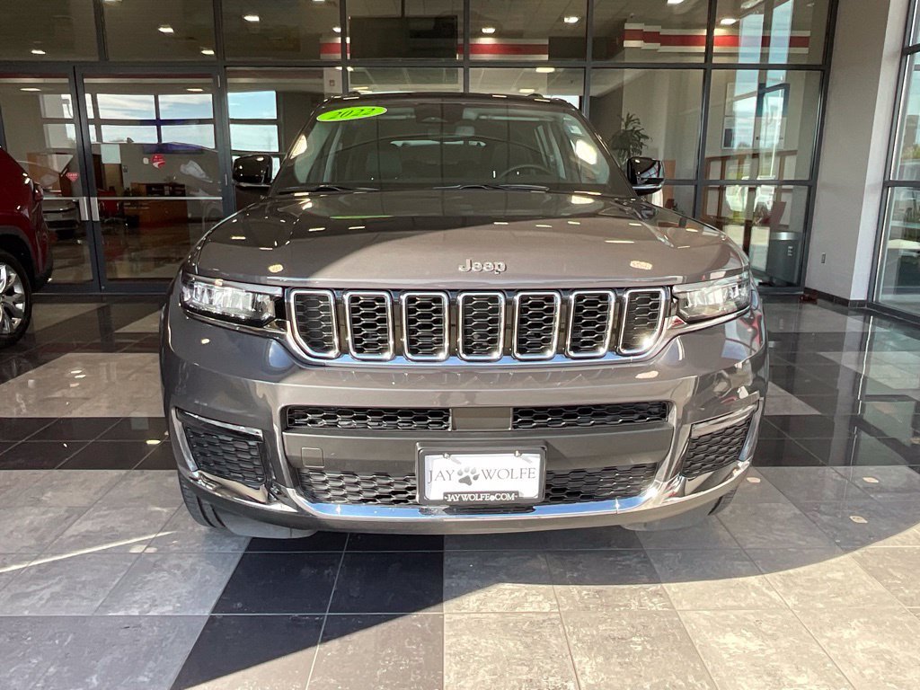 Used 2022 Jeep Grand Cherokee L Limited with VIN 1C4RJKBG7N8583962 for sale in Kansas City