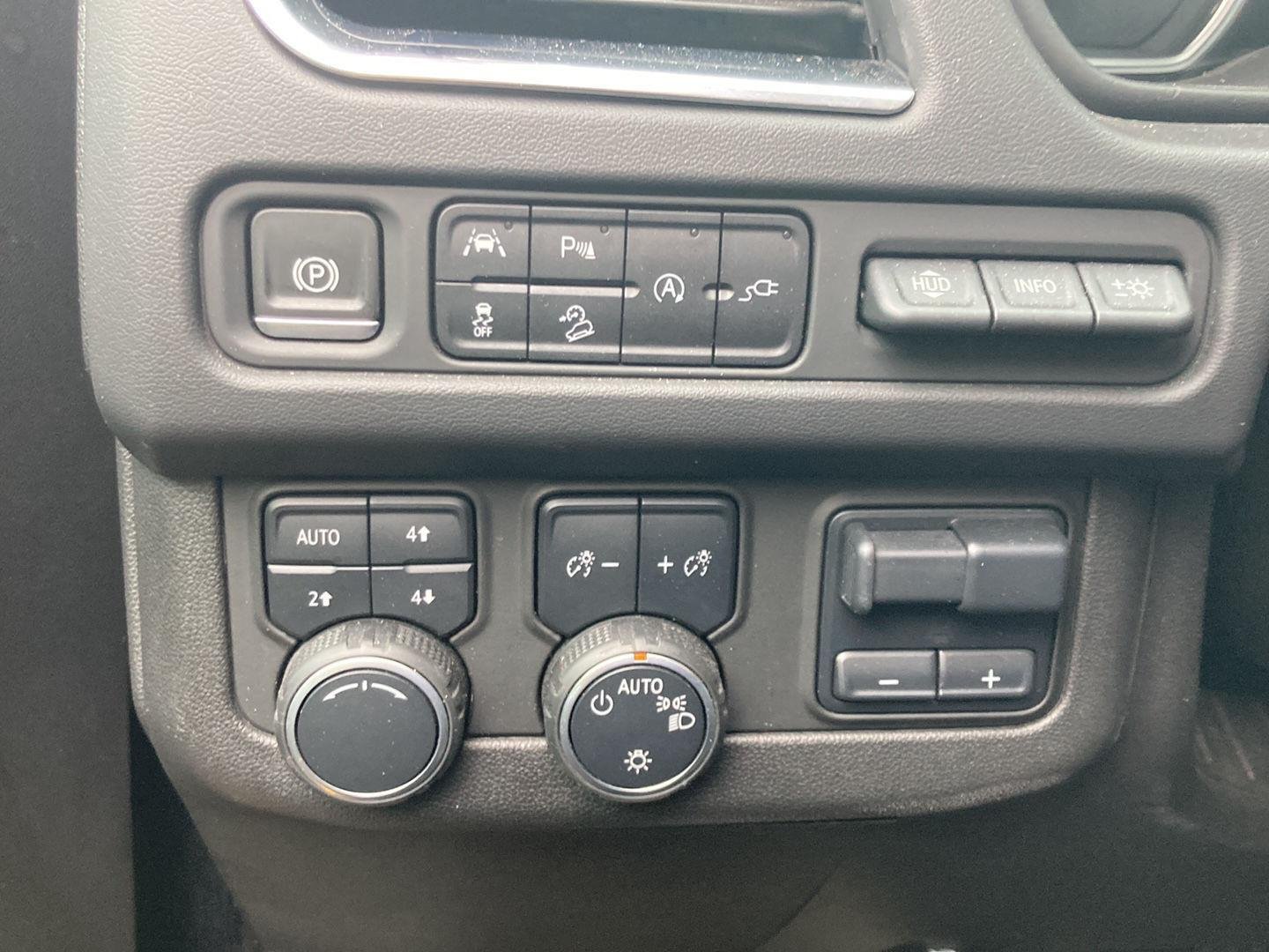 Used 2021 Black Chevrolet High Country image 19