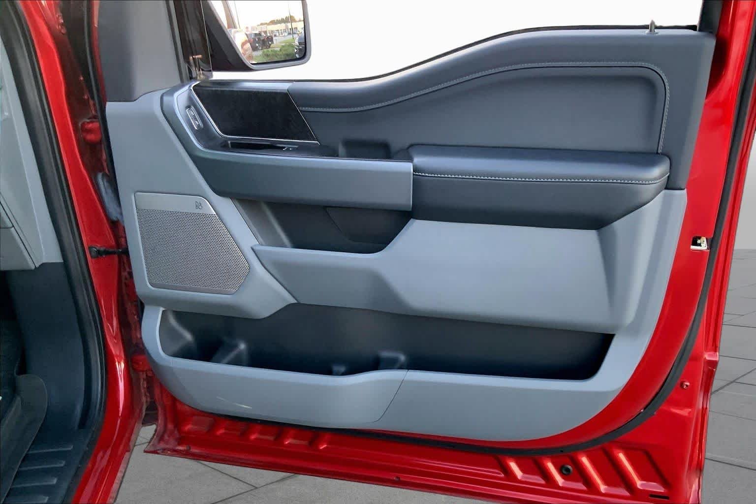 Used 2021 Rapid Red Metallic Tinted Clearcoat Ford XLT image 21