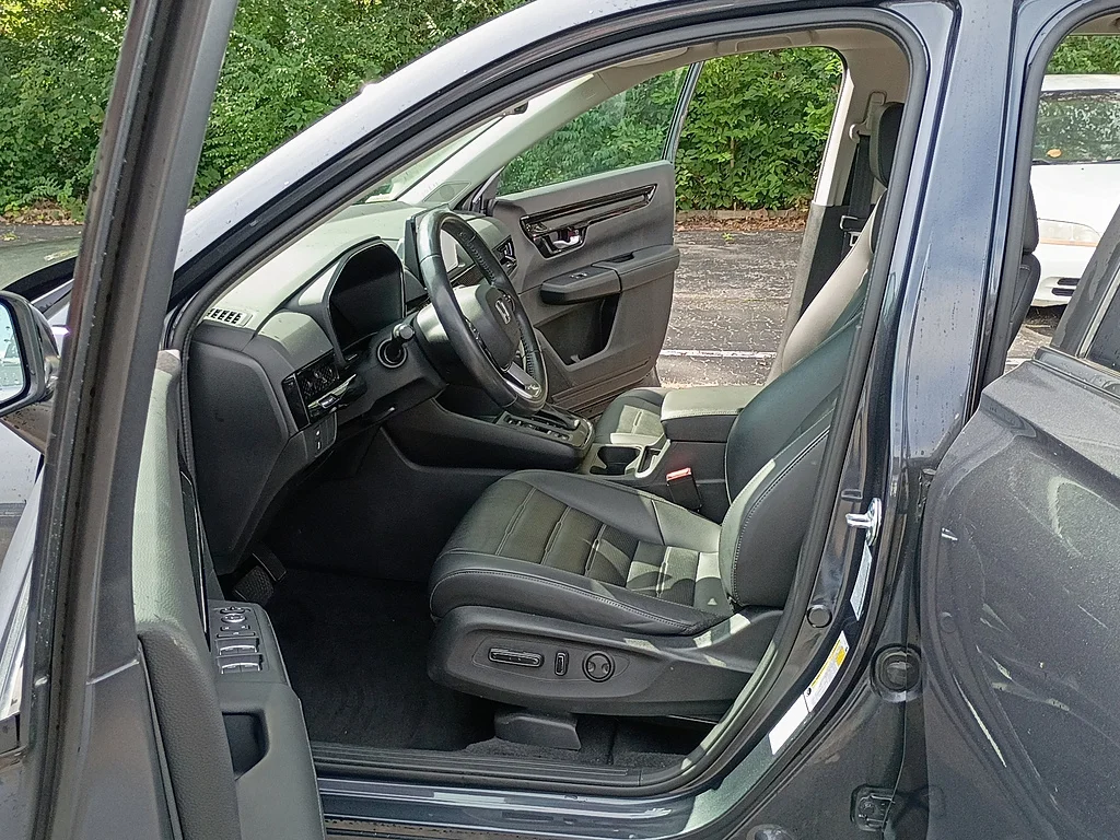 Certified Used 2024 GRAY Honda EX-L image 10