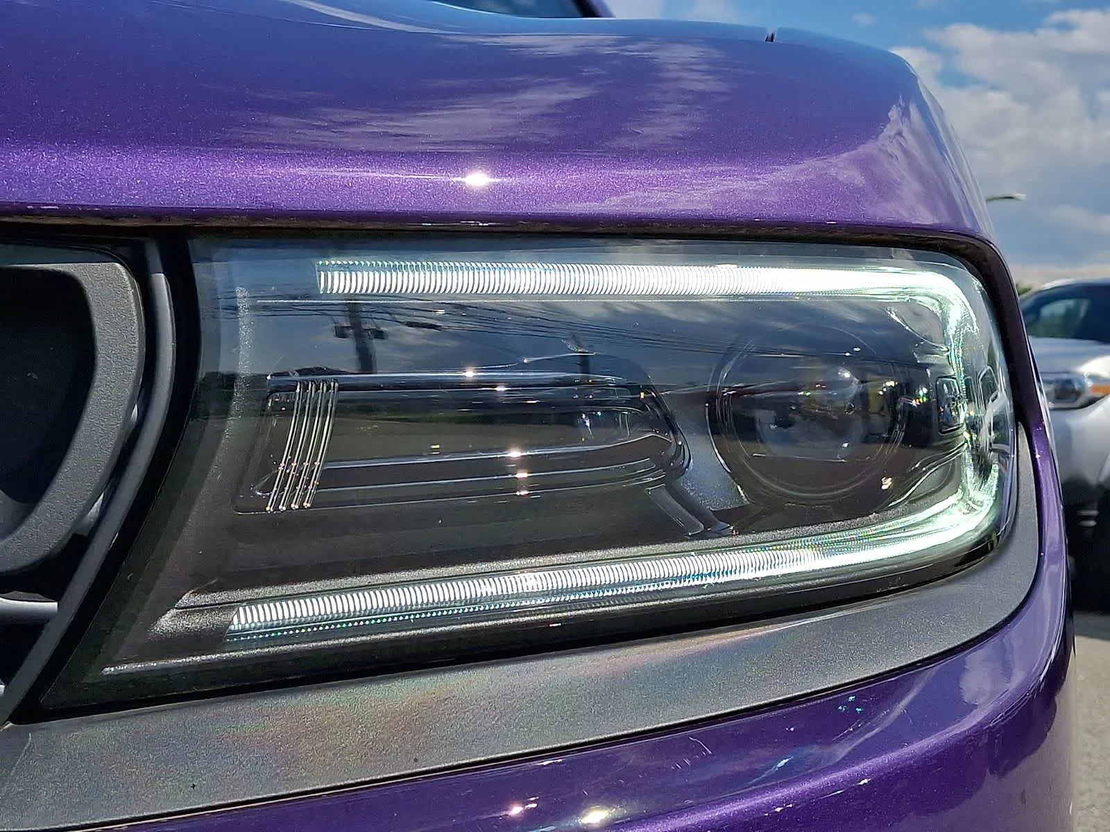 Used 2023 Plum Crazy Pearlcoat Dodge Scat Pack image 10