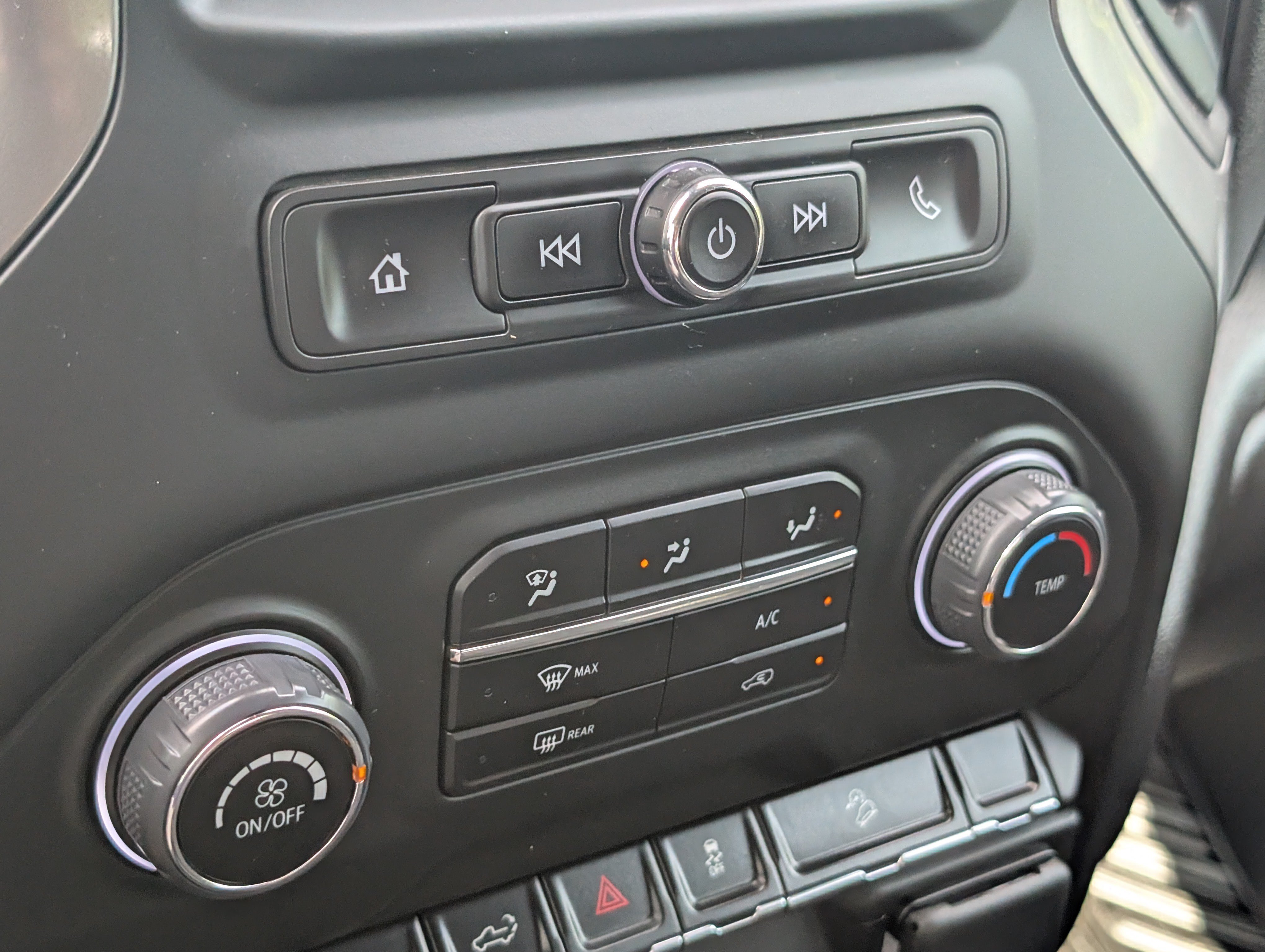 Used 2024 Summit White Chevrolet Custom image 21