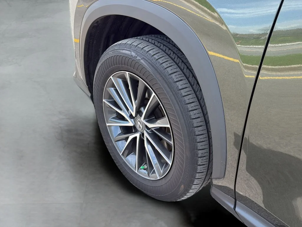 Used 2023 Green Lexus 350 Premium image 28