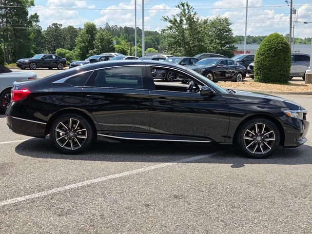 Used 2022 Black Honda EX-L image 6