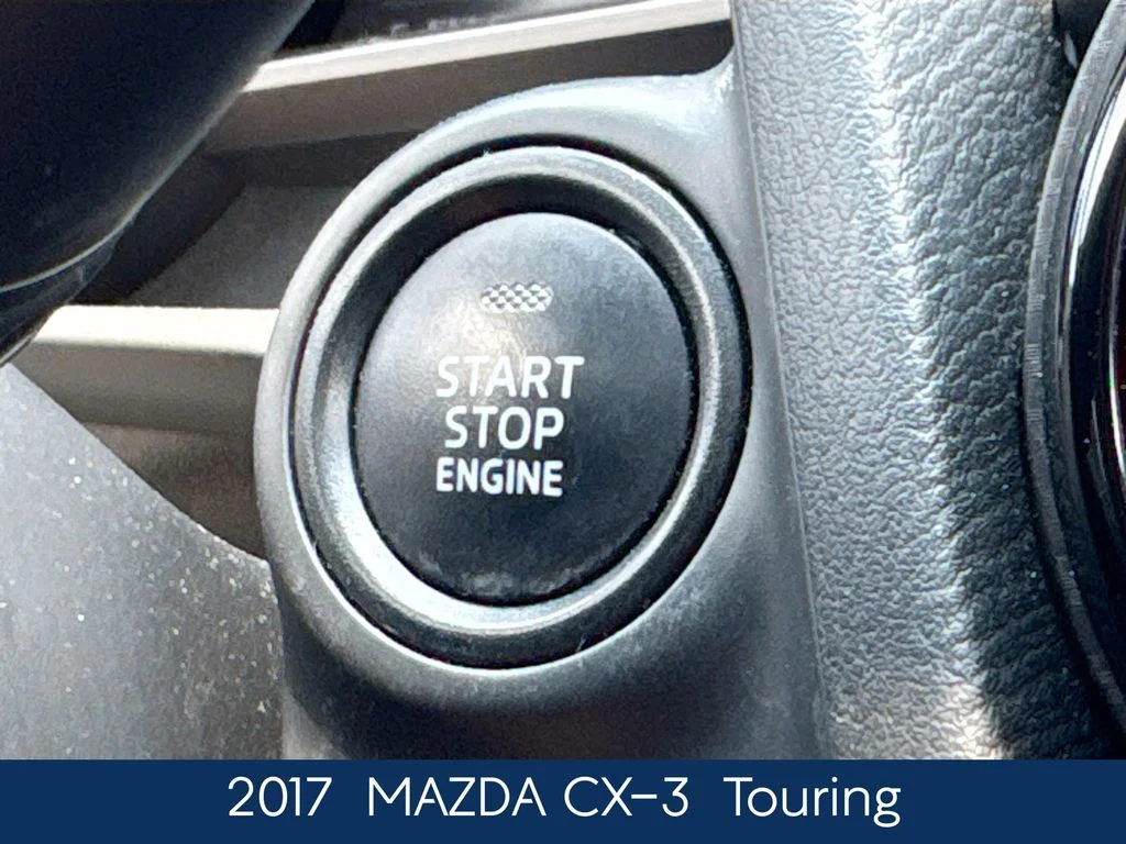 Used 2017 White Mazda Touring image 23